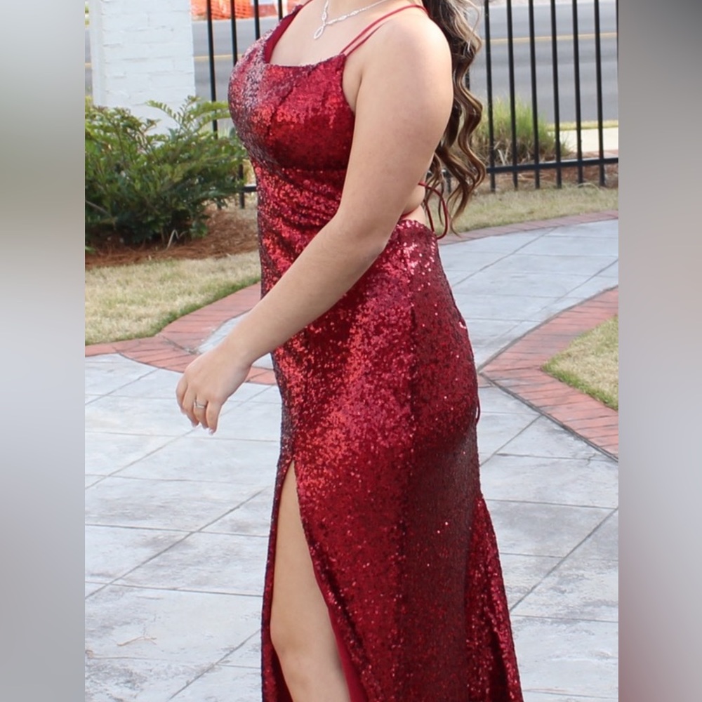 Sherri Hill prom dress